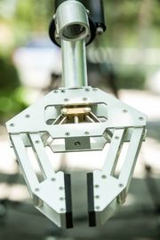 LCD Monitor EOD Manipulator , Long Robot Arm Robotic Telescopic Manipulator